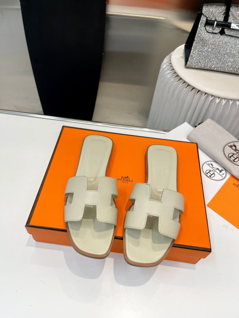 Hermes Slippers